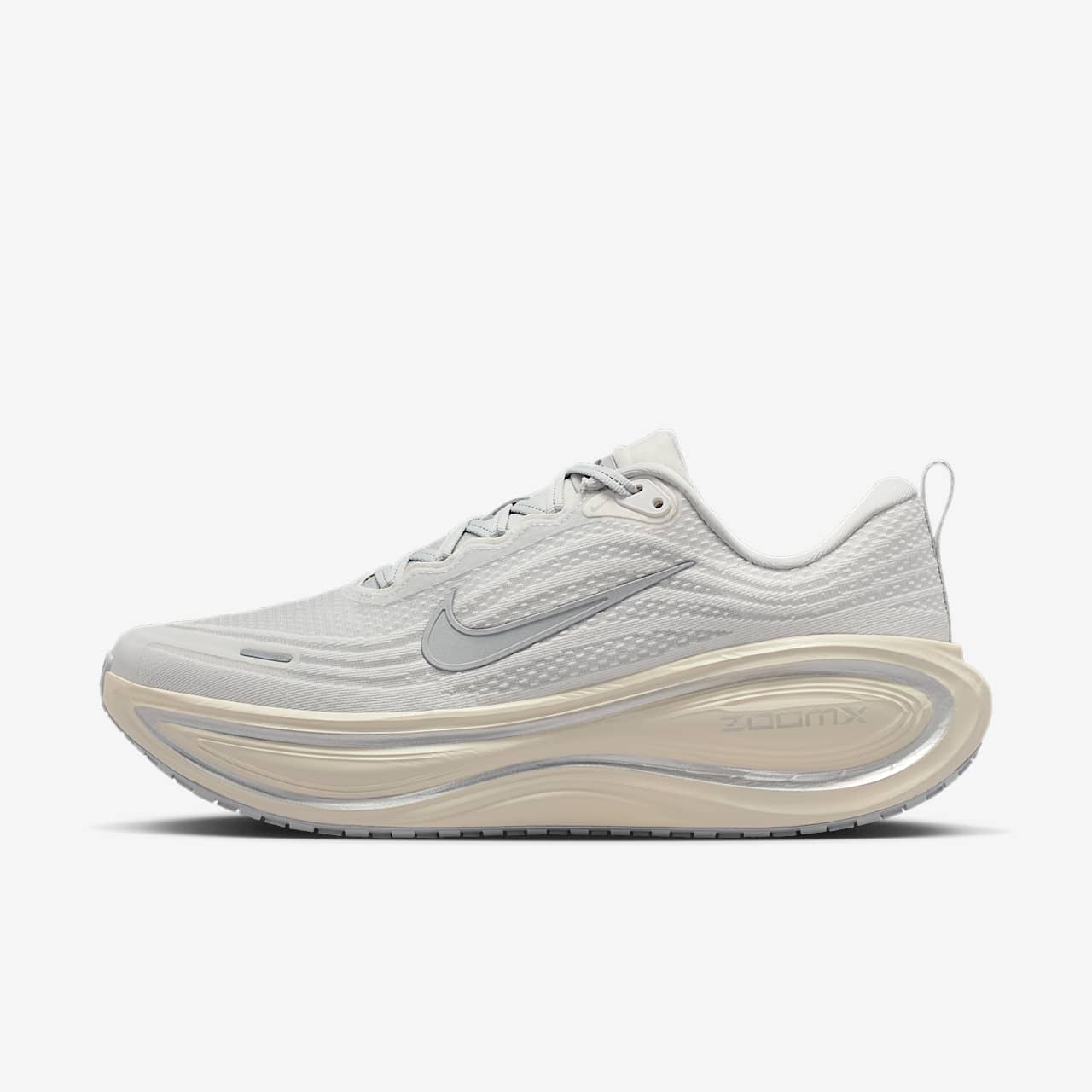 Nike Vomero Plus in Photon Dust / Black